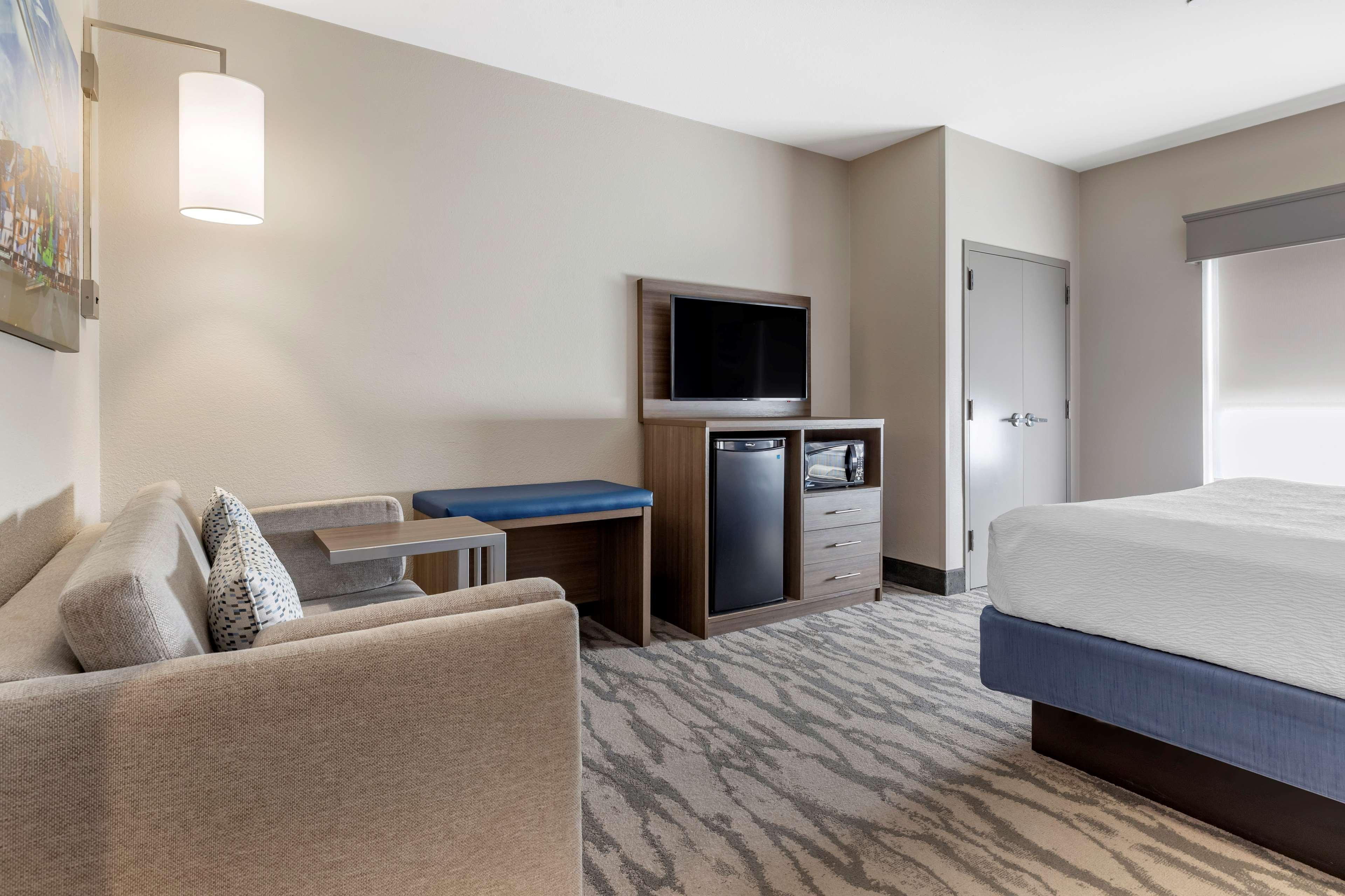 Best Western Plus Castlerock Inn & Suites Bentonville Exteriör bild