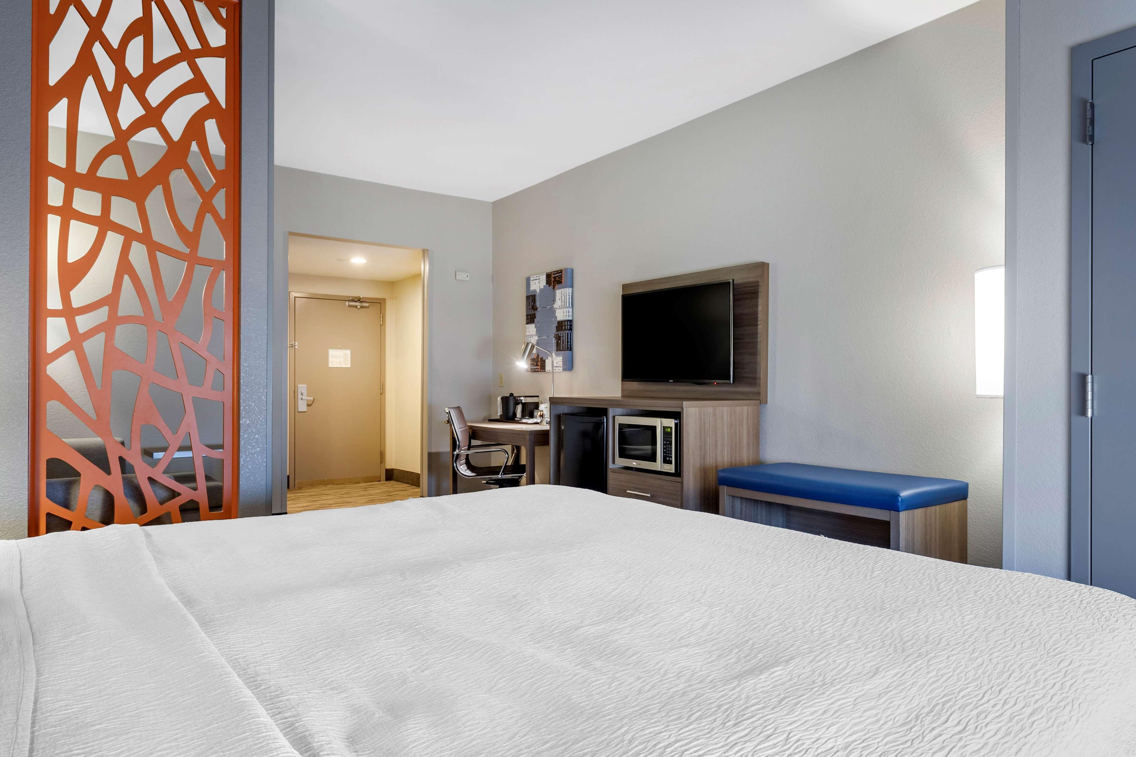 Best Western Plus Castlerock Inn & Suites Bentonville Exteriör bild