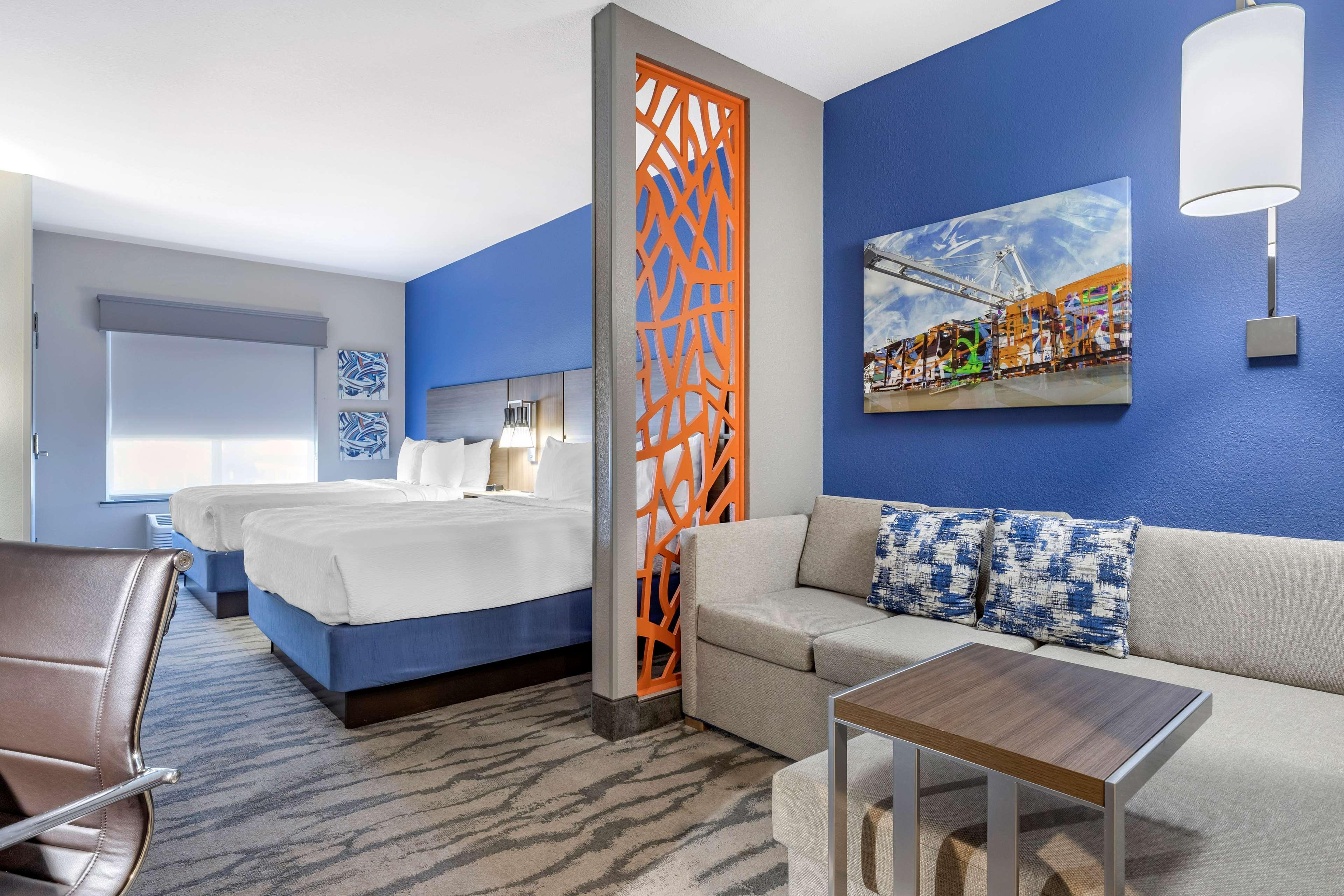 Best Western Plus Castlerock Inn & Suites Bentonville Exteriör bild